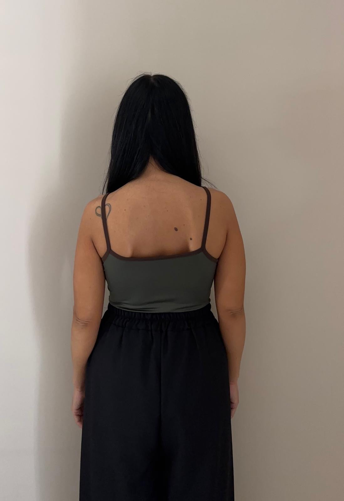 Body con spalline sottili