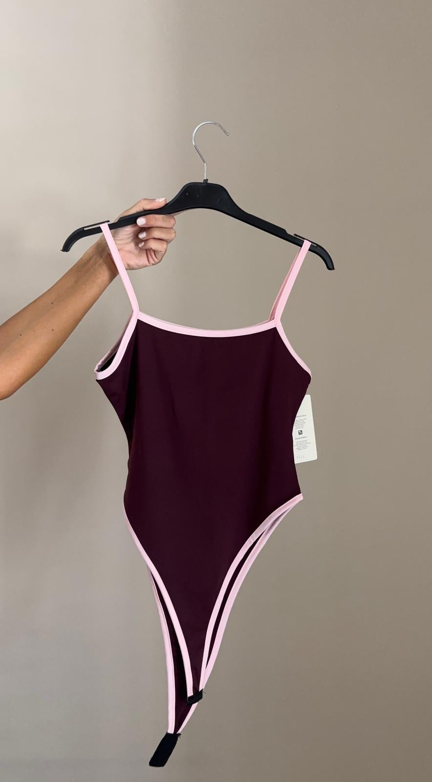 Body con spalline sottili