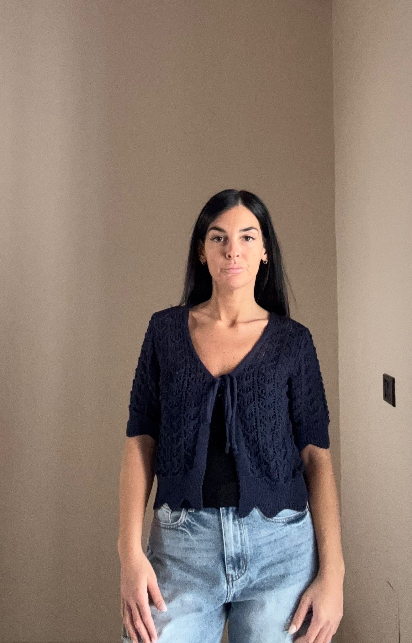 Bolero traforato con fiocco